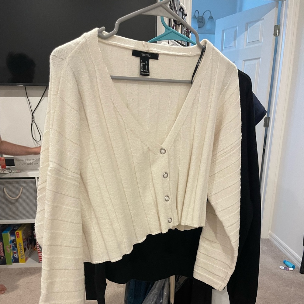 Crop top long sleeve sweatshirt